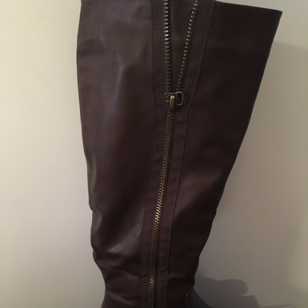 Brown Boot - image 3